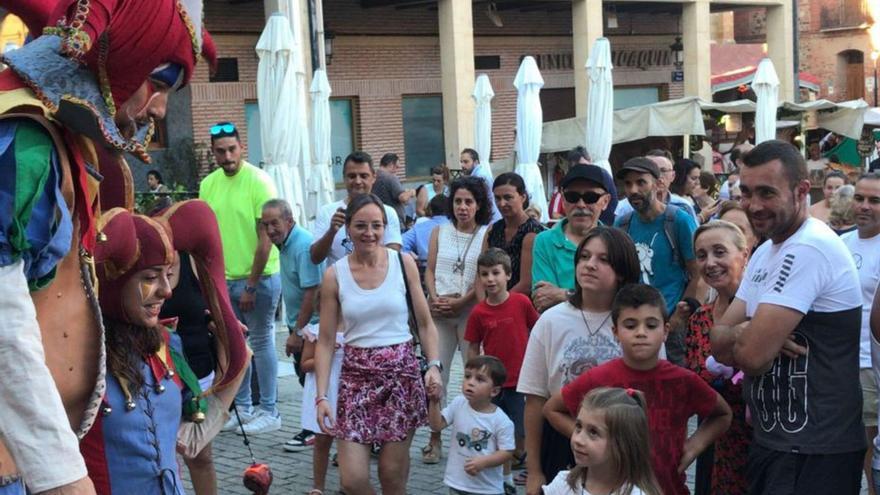 El Mercado Medieval dice adiós a Benavente y cede el protagonismo a la Feria del Libro