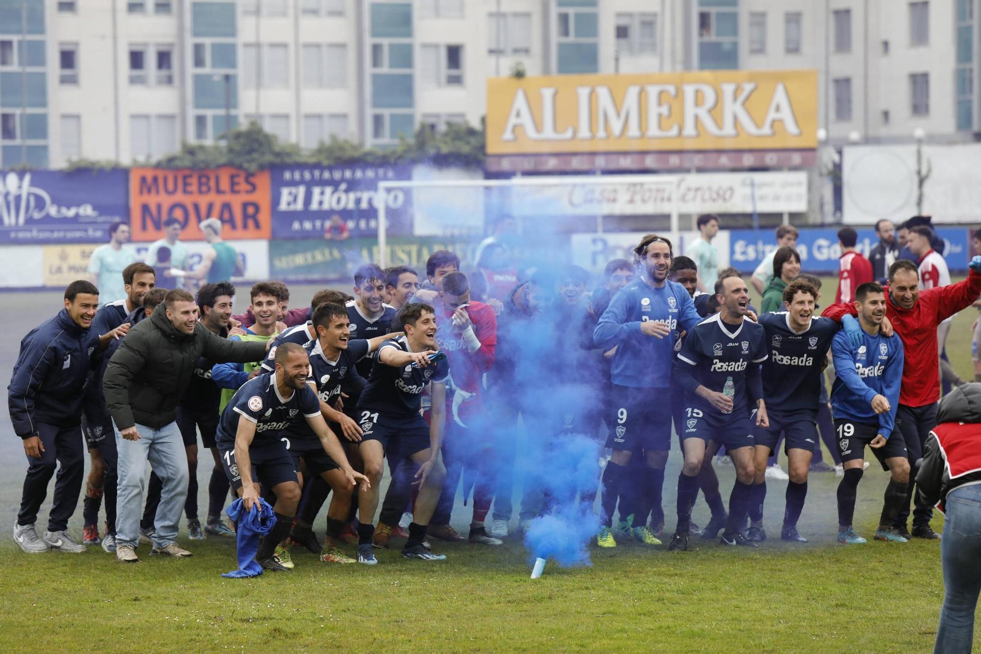 EN IMÁGENES: Así ha sido la celebración de la permanencia del Marino