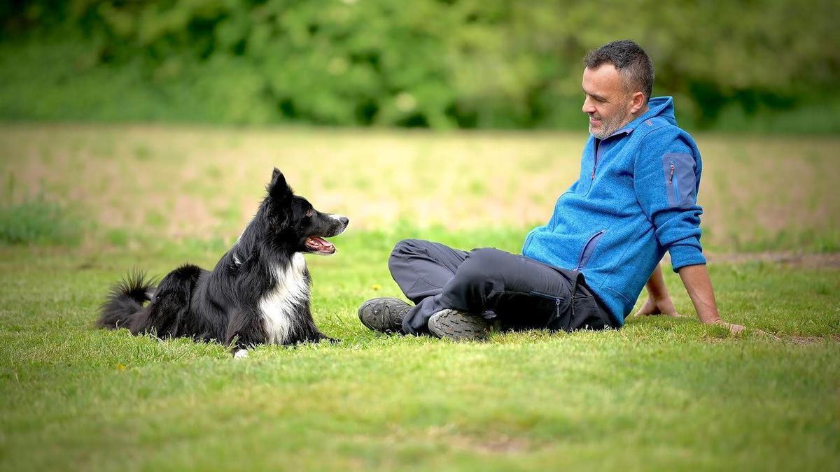 Gonzalo Figueroa, junto a su perro Moi!