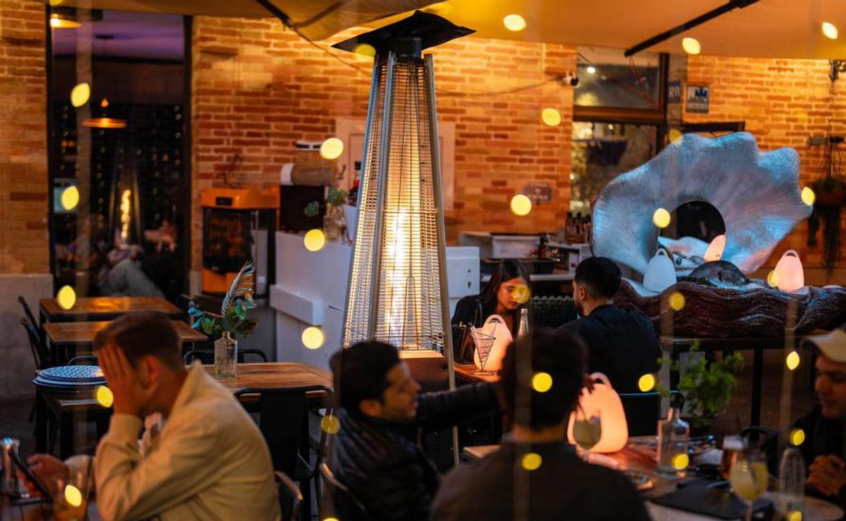 Les estufes en terrasses requeriran obra fixa i permís municipal