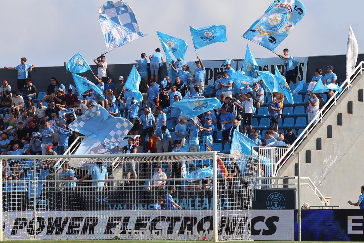 Todas las imágenes del partido de la UD Ibiza contra el Andorra