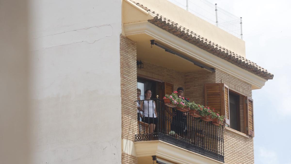 Vecinos de Gátova confinados en sus viviendas este domingo