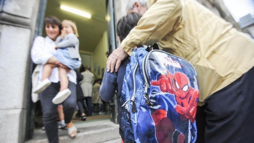 Vuelta al 'cole' en A Coruña: más rutinas, descanso y menos pantallas, la 'receta' de los psicólogos para afrontar el regreso