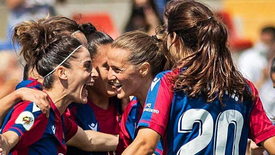 El Levante Femenino sueña con redondear una histórica temporada