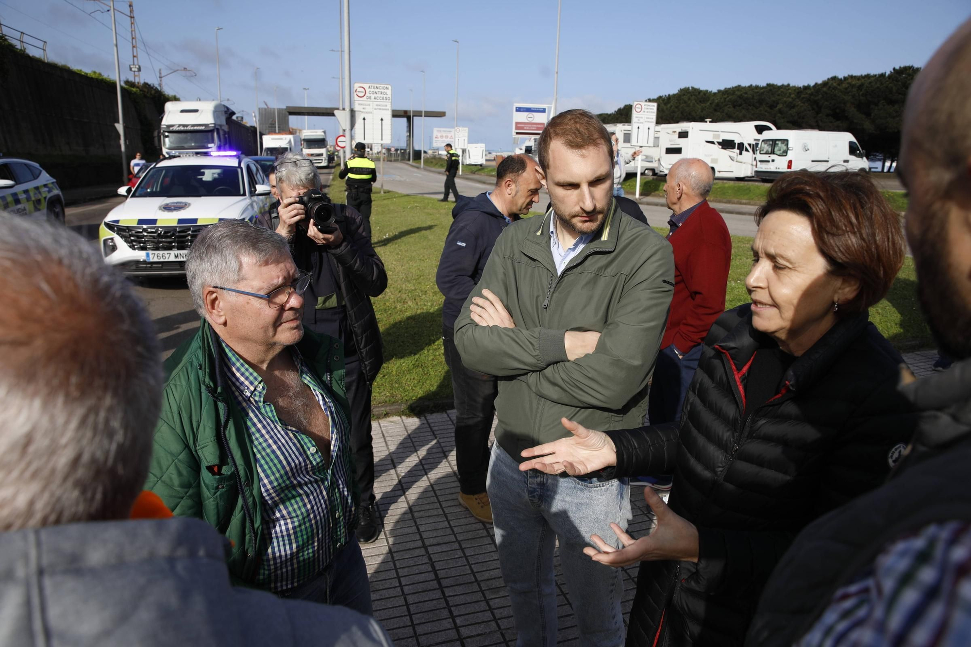 Gijón inicia las movilizaciones tras el enésimo fiasco con el vial de Jove