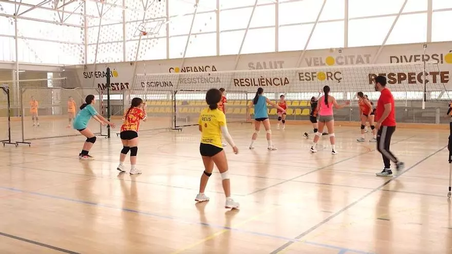 +Volei 2x04: Coneixem el Club Voleibol Reus