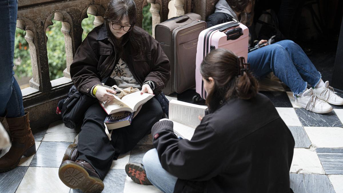 El festival de literatura 'young adult' Crush Fest tiene lugar en la facultad de Filologia de la UB
