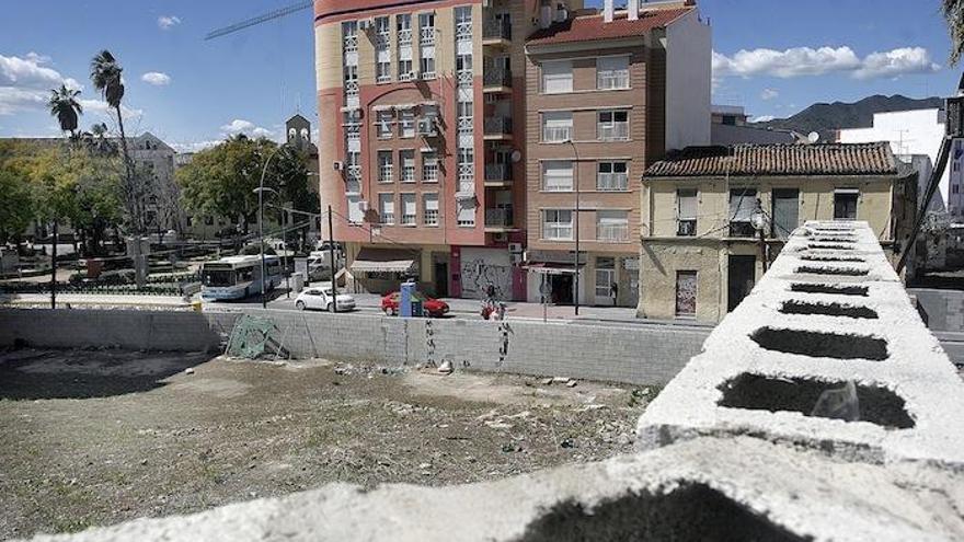 El solar de Alameda de Capuchinos, esquina con Arapiles.