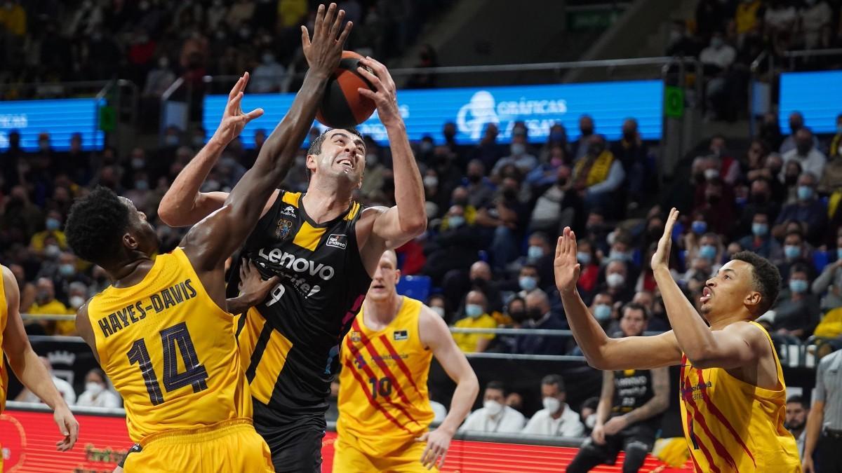 El Tenerife-Valencia Basket, aplazado por los positivos por covid de los tinerfeños