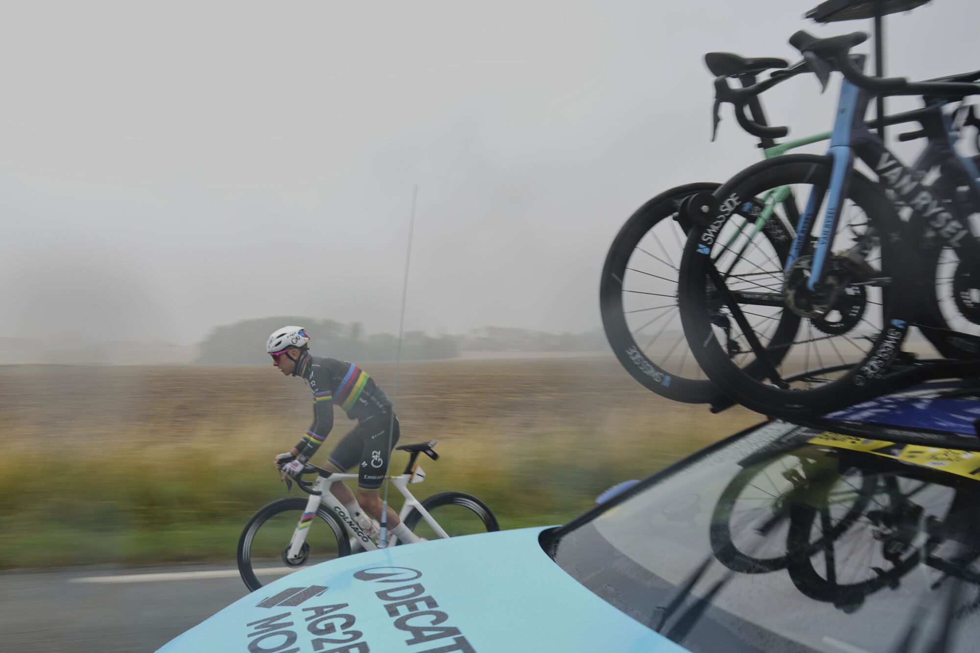 Slovenia's Tadej Pogacar rides during the second stage of the Tour de France cycling race over 209.1 kilometers (129.9 miles) with start in Lauwin-Planque and finish in Boulogne-sur-Mer, France, Sunday, July 6, 2025. (AP Photo/Thibault Camus). EDITORIAL USE ONLY/ONLY ITALY AND SPAIN