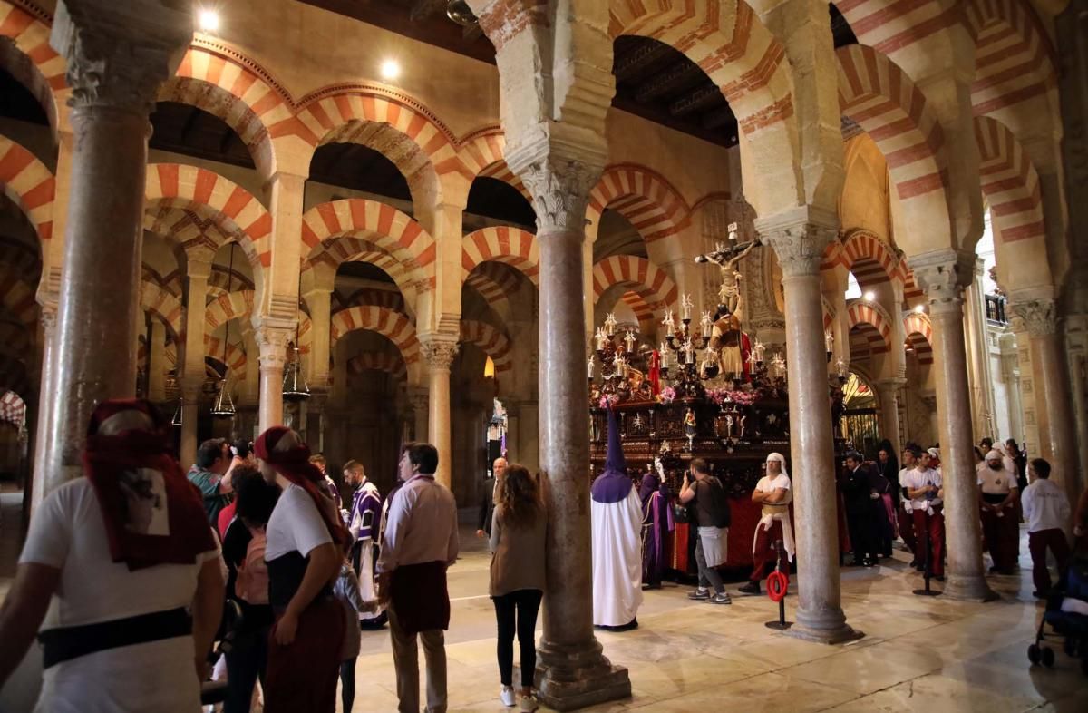 La Mezquita-Catedral abre la puerta a la Agonía