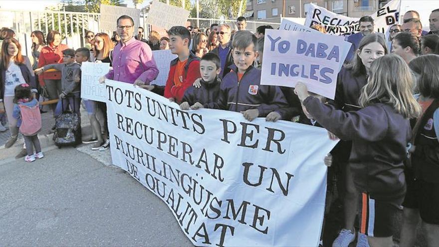 Reiteran la unanimidad en favor del plurilingüismo en el José Soriano