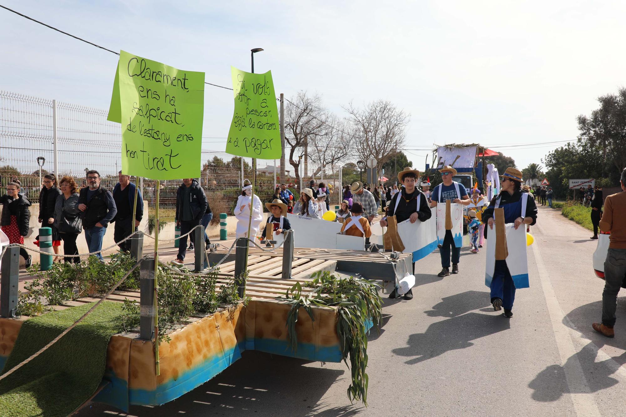 Todas las imágenes de la rúa de Carnaval en Formentera 2023