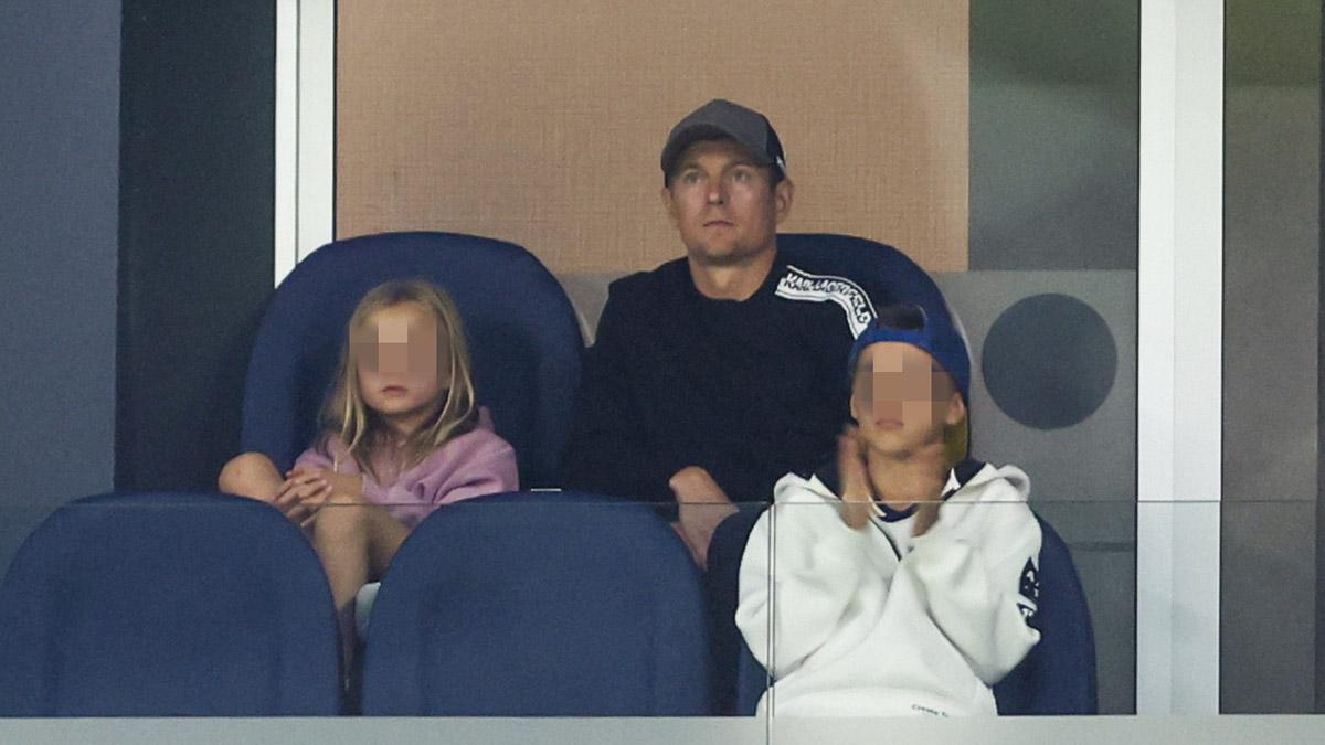 El exfutbolista del Real Madrid Toni Kroos en el palco durante el partido entre Real Madrid y Villarreal CF
