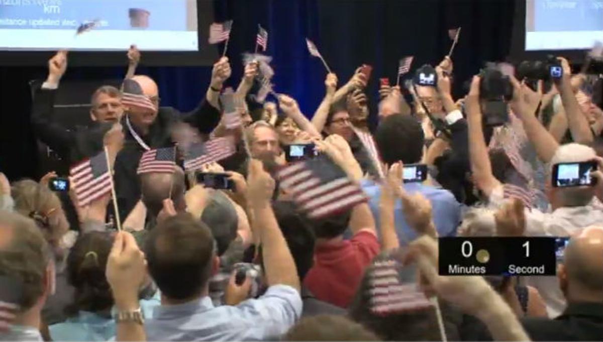 La NASA celebra l’arribada de la nau ’New Horizons’ a Plutó.