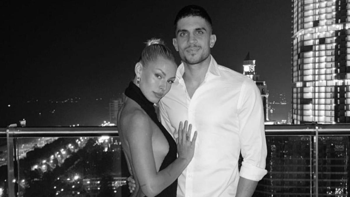 Marc Bartra y Jessica Goicoechea