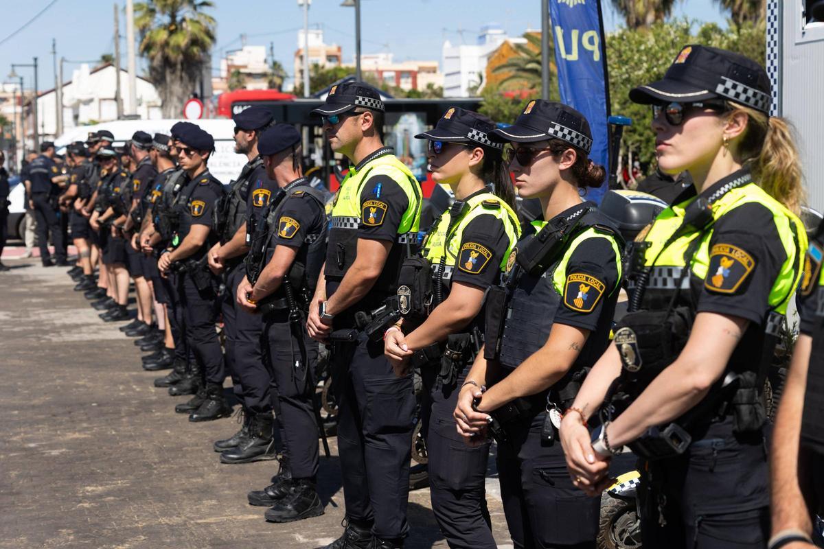 Más agentes de Policía Local para vigilar las playas de la ciudad