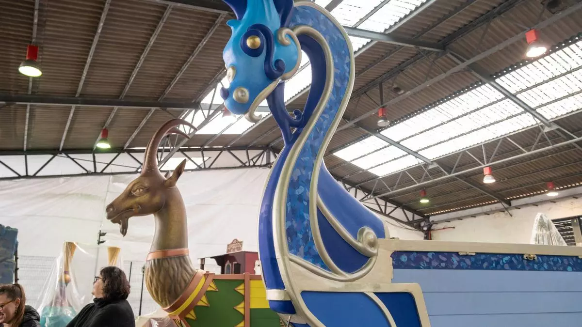 Cuenta atrás para la Cabalgata: las carrozas de los Reyes Magos de Palma, casi listas para salir el día 5
