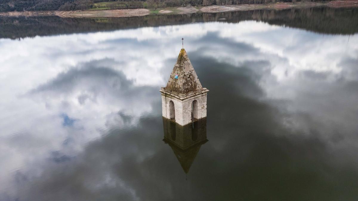 El pantano de Sau, oficialmente fuera del estado de sequía