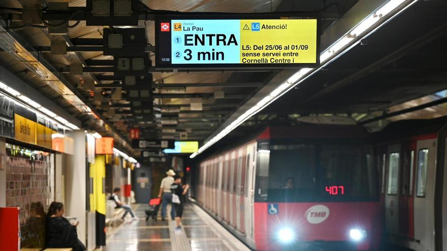 Nuevas pantallas digitales informativas en el metro de Barcelona