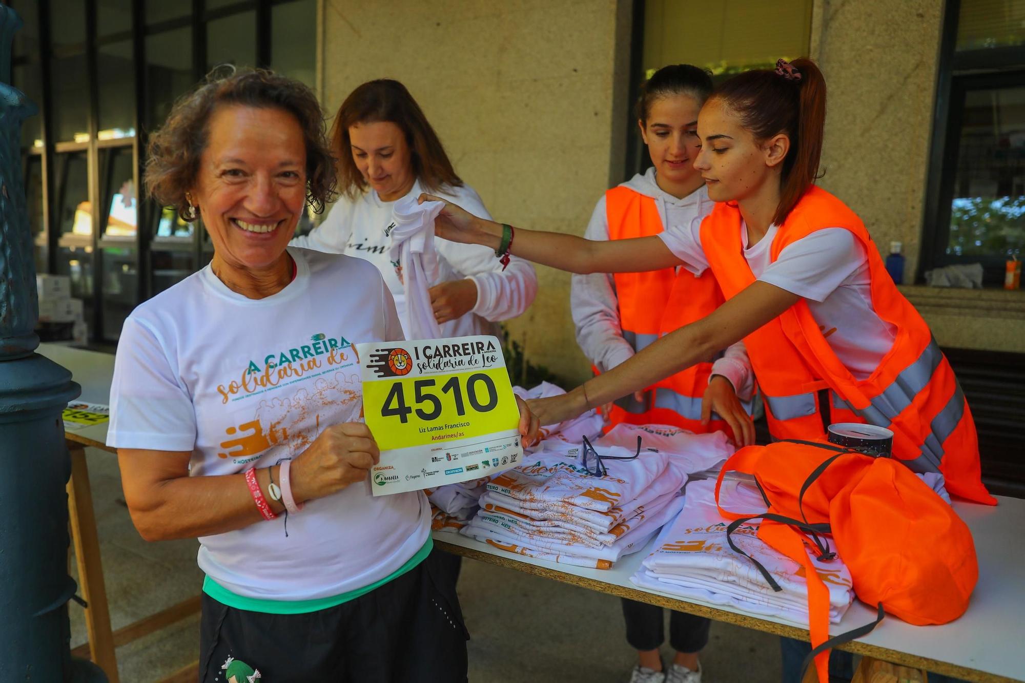 Asistentes a la "I Carrera Solidaria de Leo", con la que recordar al bebé de Meis fallecido hace casi un año y dar visibilidad a las enfermedades raras.