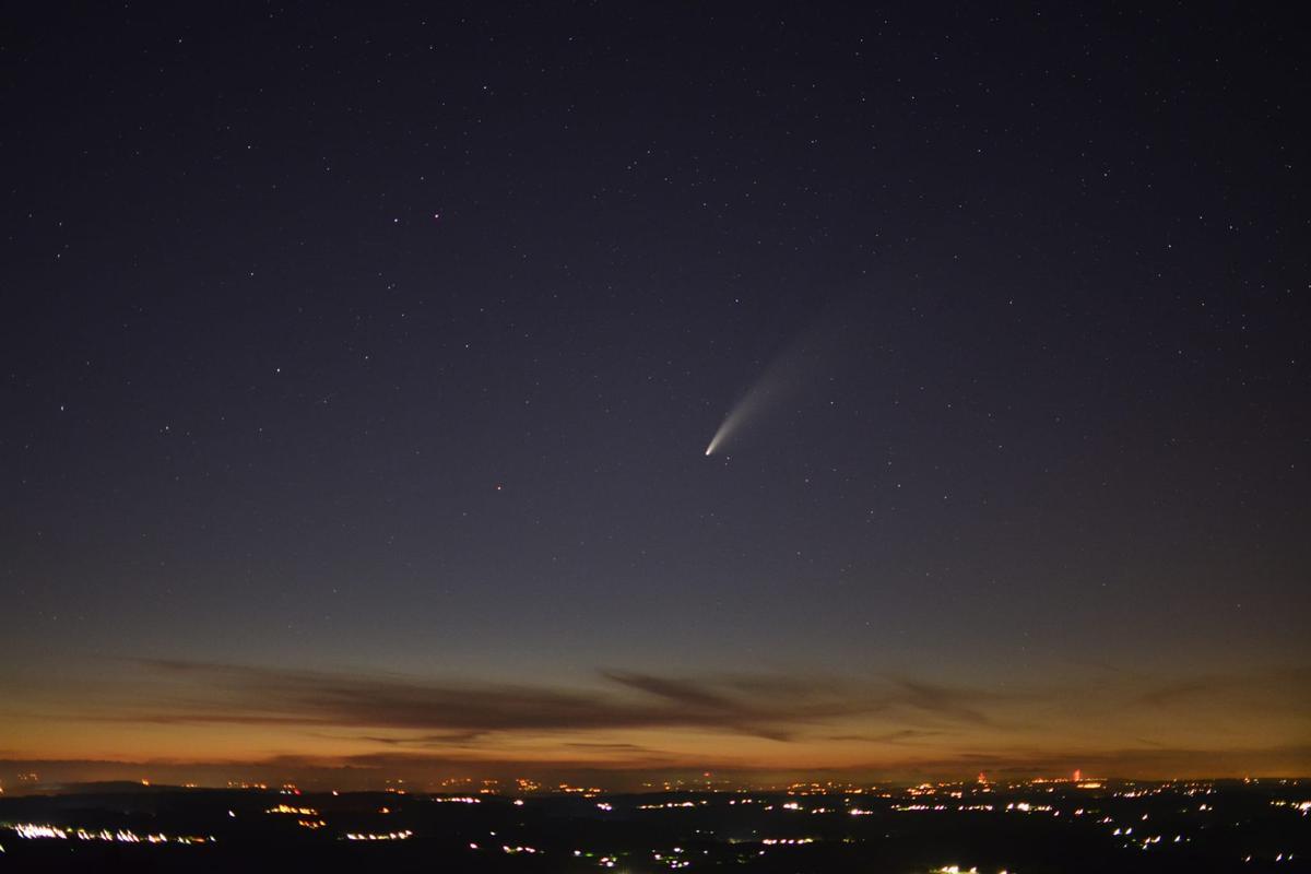 El cometa Neowise pudo verse en julio de 2020 desde el Alto da Madanela. José Ramón Moure