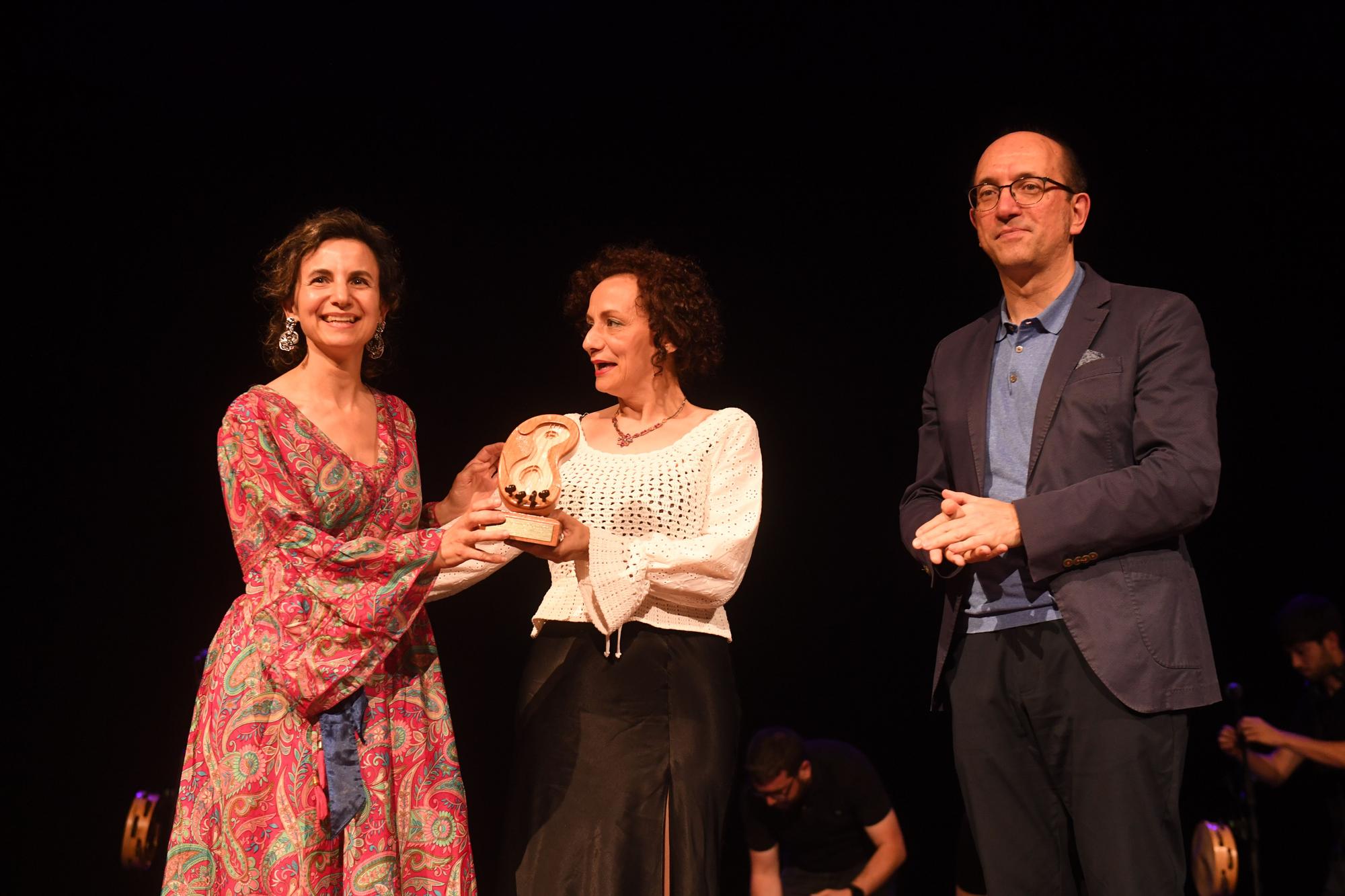 XXII Premios Opinión da Música de Raíz: as imaxes da gala, con Leilía e Tanxugueiras galardonadas