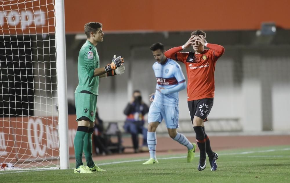Der Zweitligist Real Mallorca hat am Samstagabend (25.3.) 1:1 gegen Tabellenführer Levante gespielt.