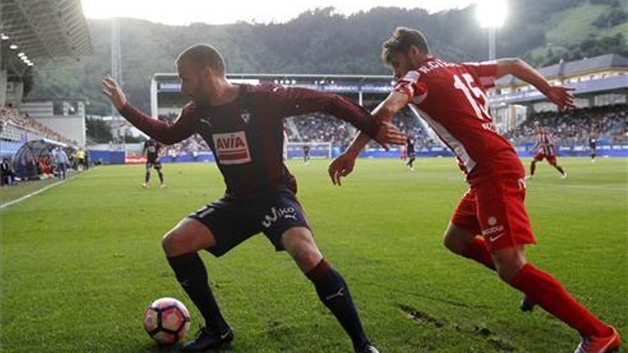 José Alberto recupera a cuatro jugadores del Sporting