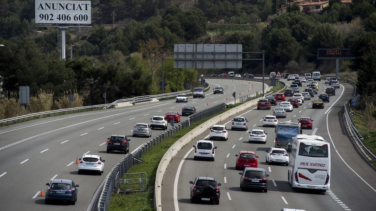 Tráfico fluido a las 14.00 horas en Gelida.