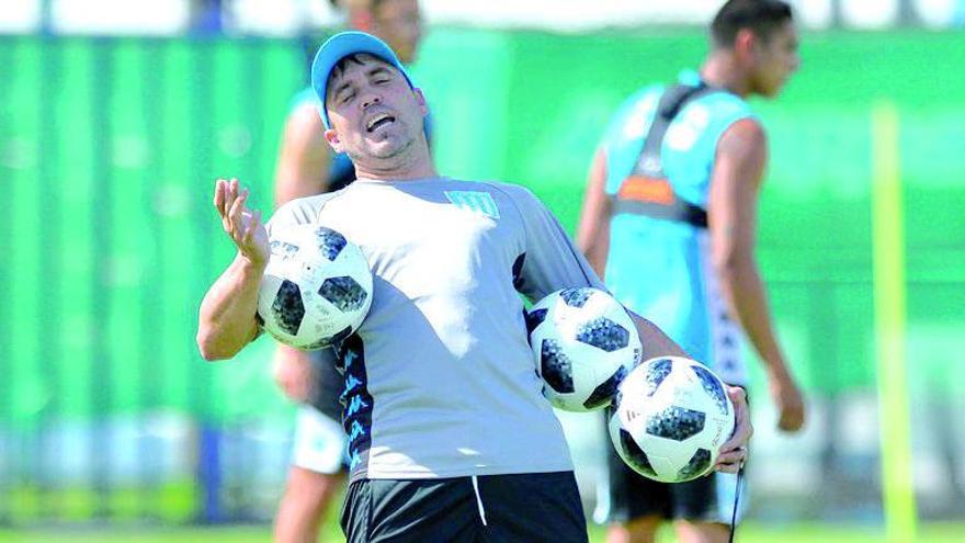 Eduardo, ‘Chacho’, Coudet, durante un entrenamiento con Racing Club de Avellaneda. |