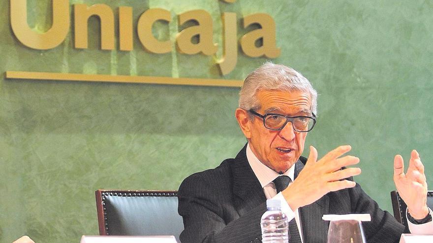 Domínguez releva a Medel en la Fundación Unicaja y promete actuar con “autonomía”