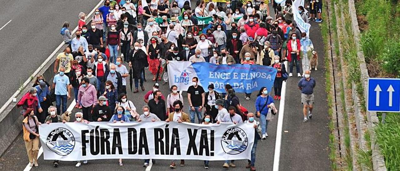 Manifestación contra Ence el pasado 4 de julio. |   // RAFA VÁZQUEZ