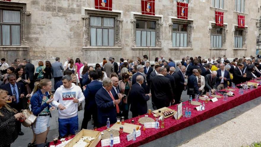 Ágape en el Palau de la Generalitat el pasado 9 d&#039;Octubre.