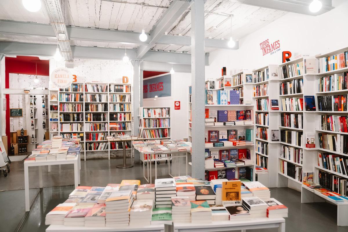 El interior de Tipos Infames.