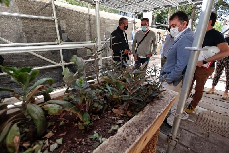 Visita a la antigua Escuela de Comercio de Santa Cruz