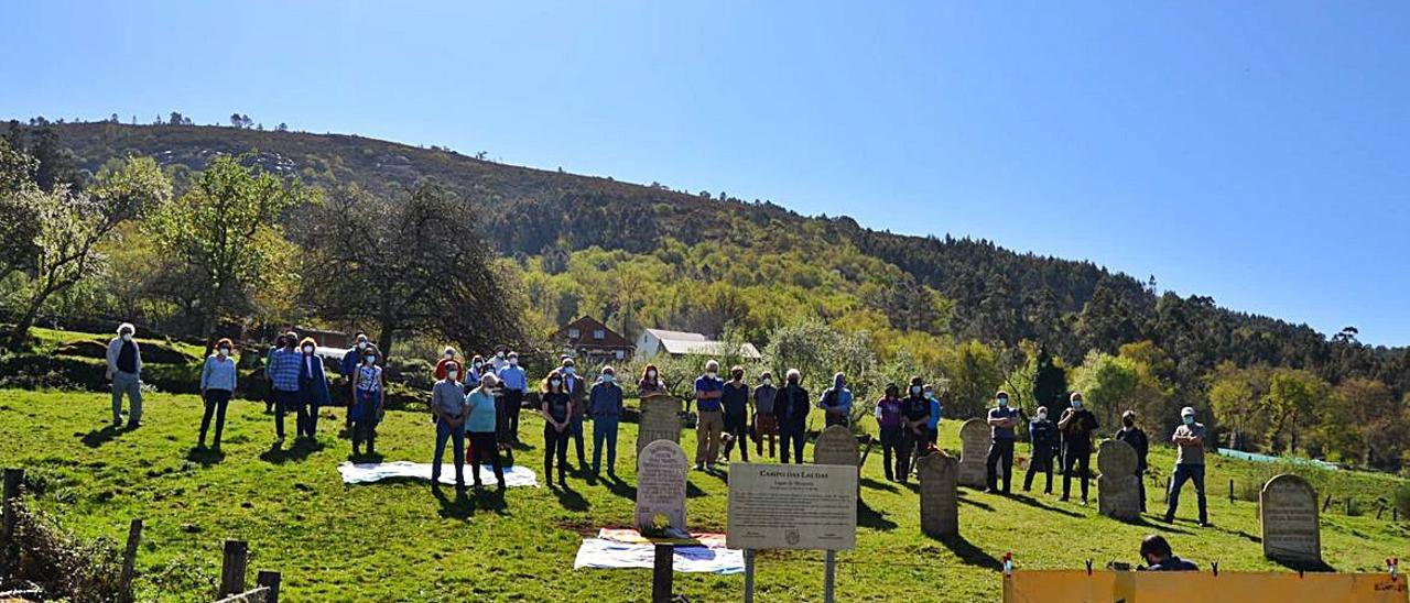 Acto organizado por Capitán Gosende, ayer, en el Campo das Laudas de Meilide.