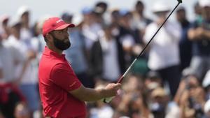 Jon Rahm pateix un viacrucis i es queda sense medalla
