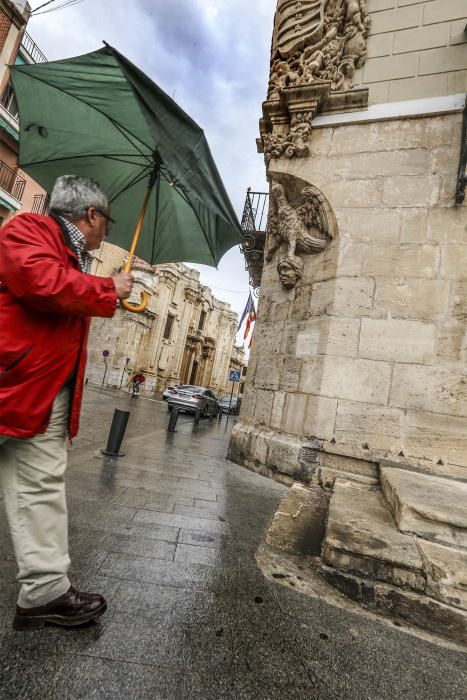 Las precipitaciones moderadas dejan hasta ocho litros por metro cuadrado en distintos puntos de la Vega Baja