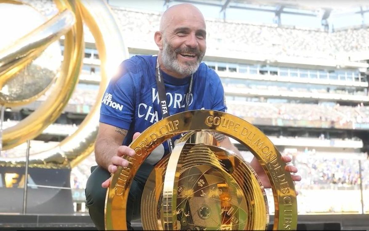Enzo Maresca, entrenador del Chelsea, celebrando la victoria del Mundial de Clubes