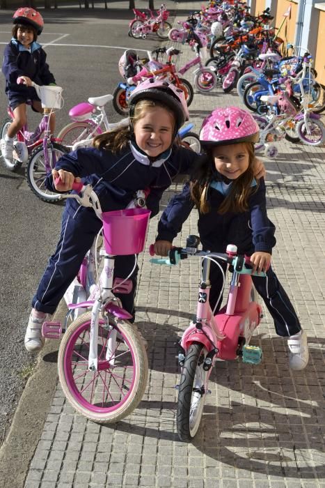 Día de la Bici en el colegio de la Dominicas de Gijón