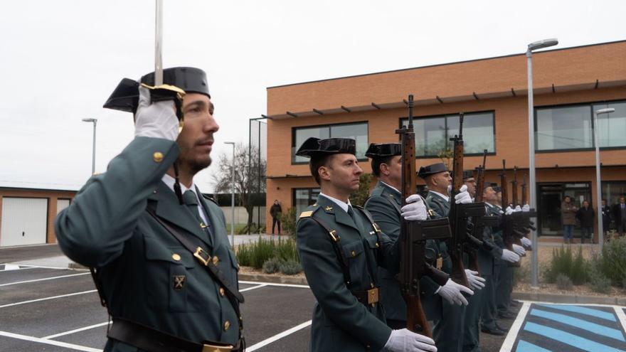 Inauguración del nuevo cuartel de la Guardia Civil de Fuentesaúco, el pasado mes de noviembre. | J. L. F. (Archivo)