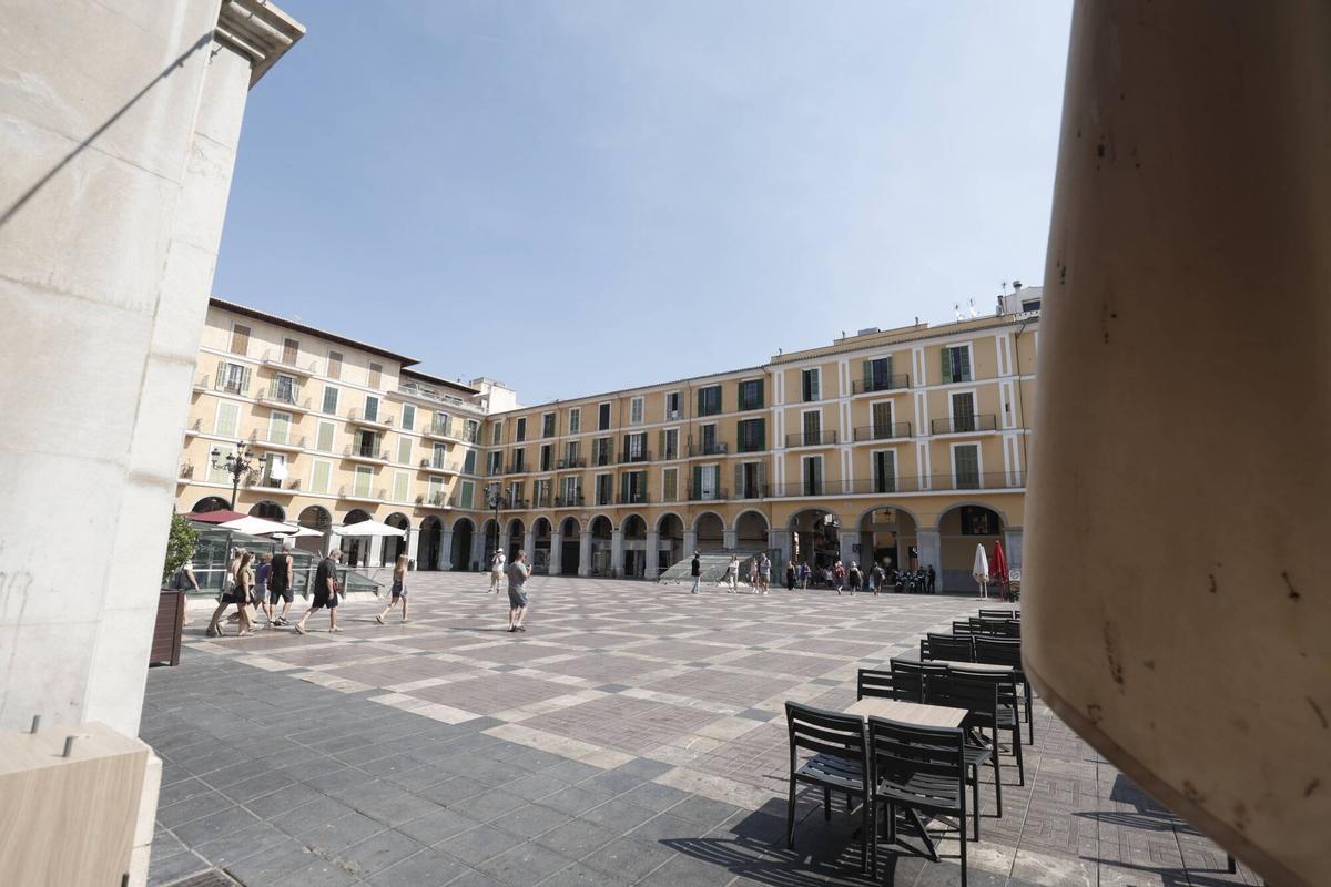 FOTOS | Por qué se conoce a la Plaça Major como la “plaza más oscura de Palma”