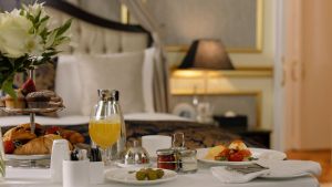 El truco del desayuno gratis en el hotel: apréndetelo para tu próxima reserva