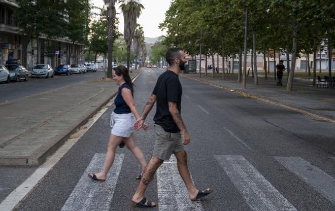Terrassa eleva la pressió als cotxes: multes de 200 euros si entren sense permís en una nova àrea per als vianants