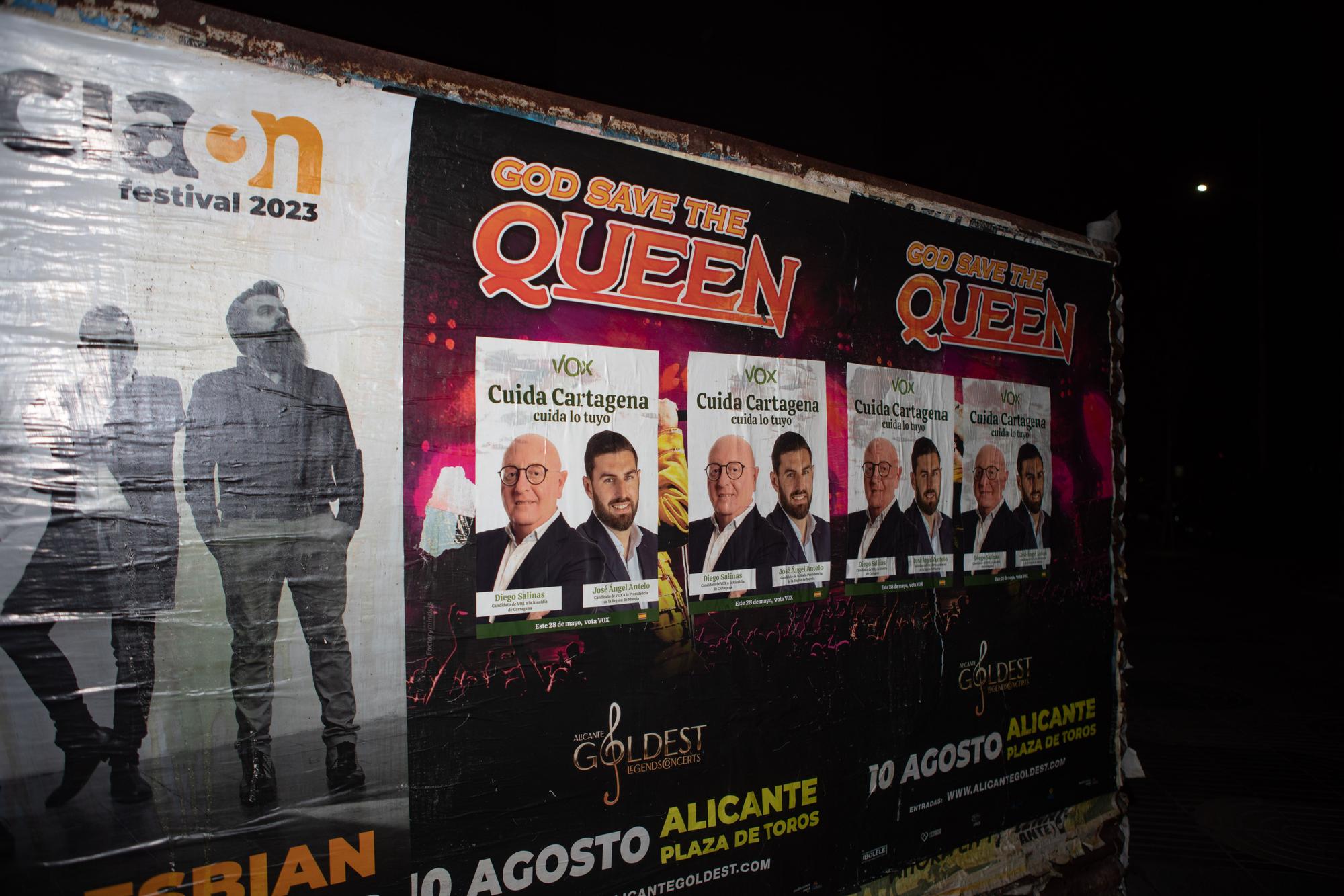 FOTOS: Cartagena abre la campaña electoral con la pegada de carteles