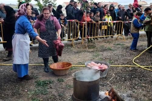 Matanza tradicional en Monfarracinos