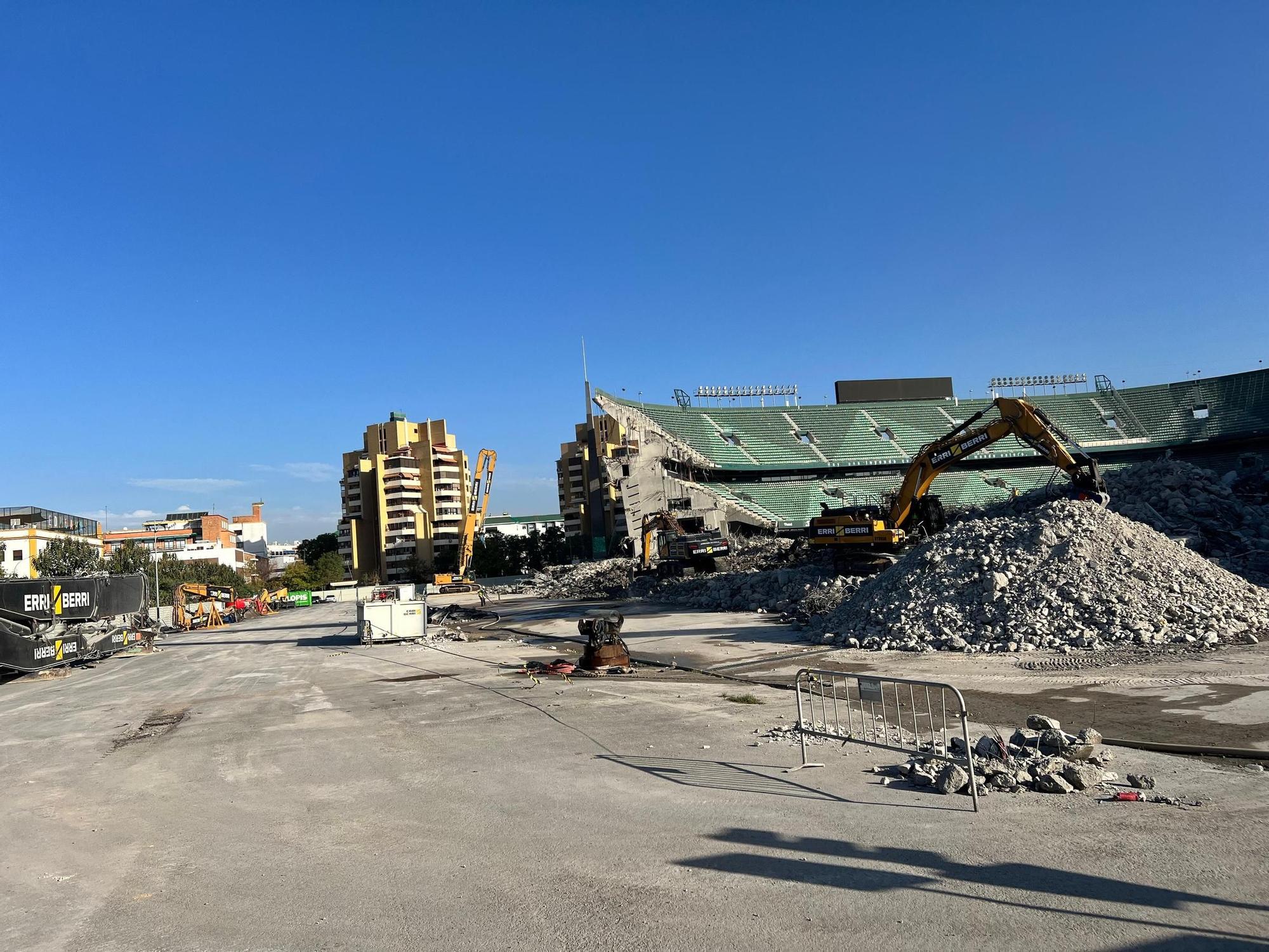 Obras en el Estadio Benito Villamarín este miércoles, 8 de octubre.