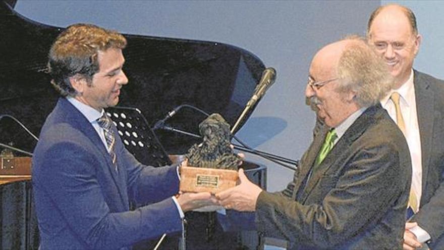 antonio Colinas es distinguido con el premio de poesía ‘Ciudad de Cabra’