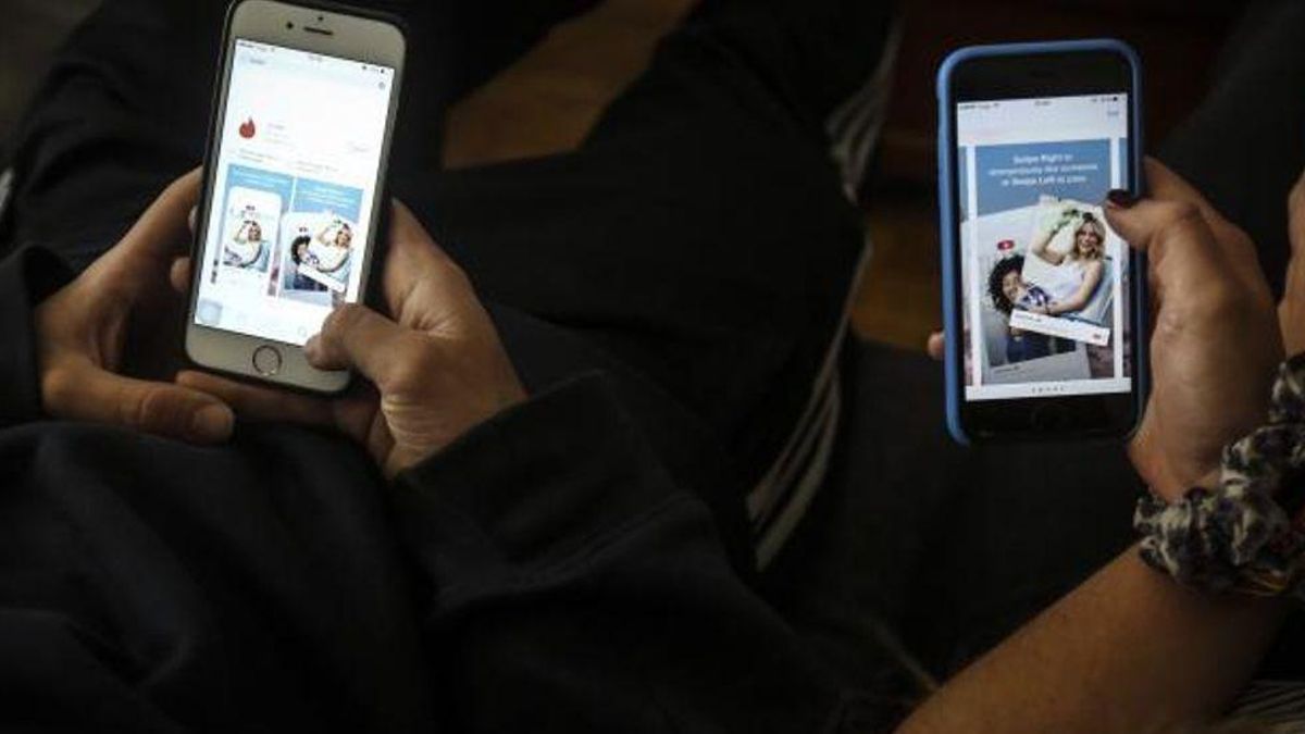 Jacobo no se fía de las relaciones virtuales, como se puede hacer a partir de Tinder.
